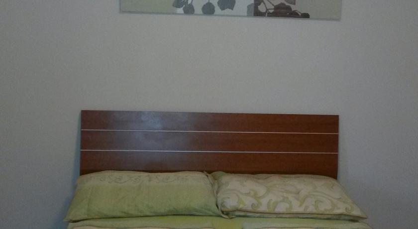 Guest House Meat Heads Pub Komárno Εξωτερικό φωτογραφία